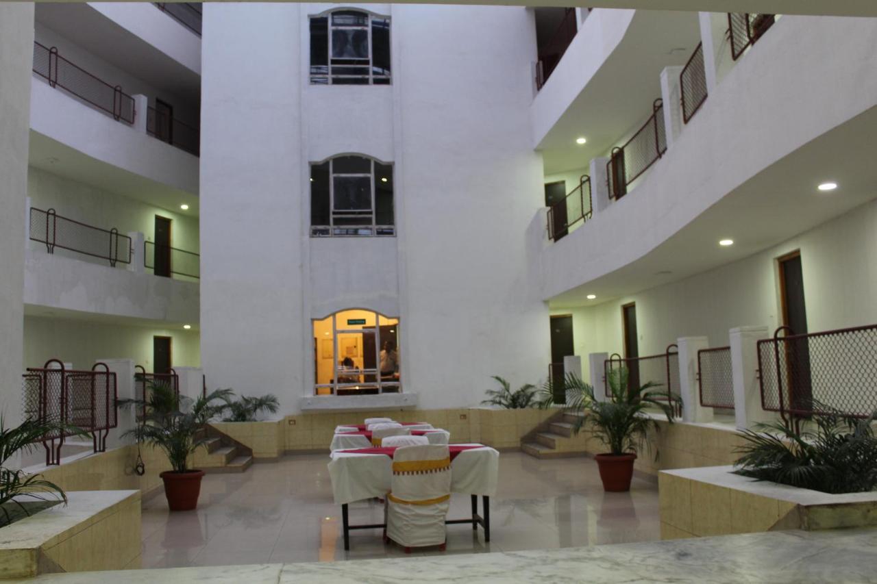Hotel Pooja International Davangere Exterior foto